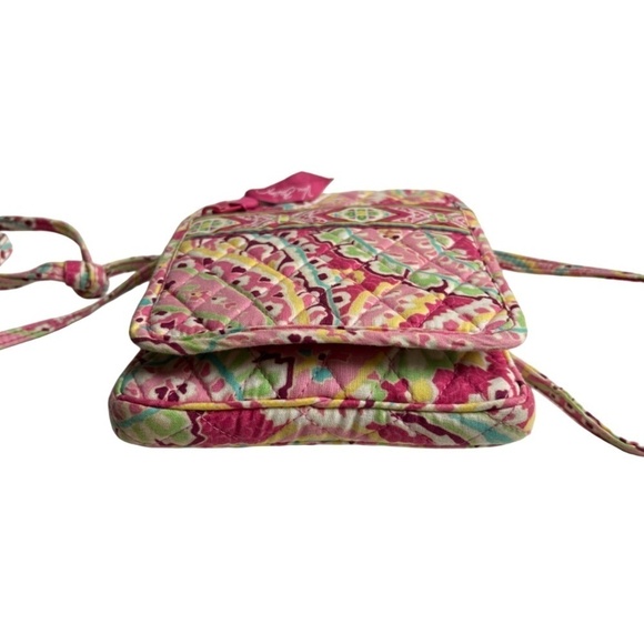 Vera Bradley Perfect Crossbody Small Size Fits iPhone 15+ - Picture 10 of 11